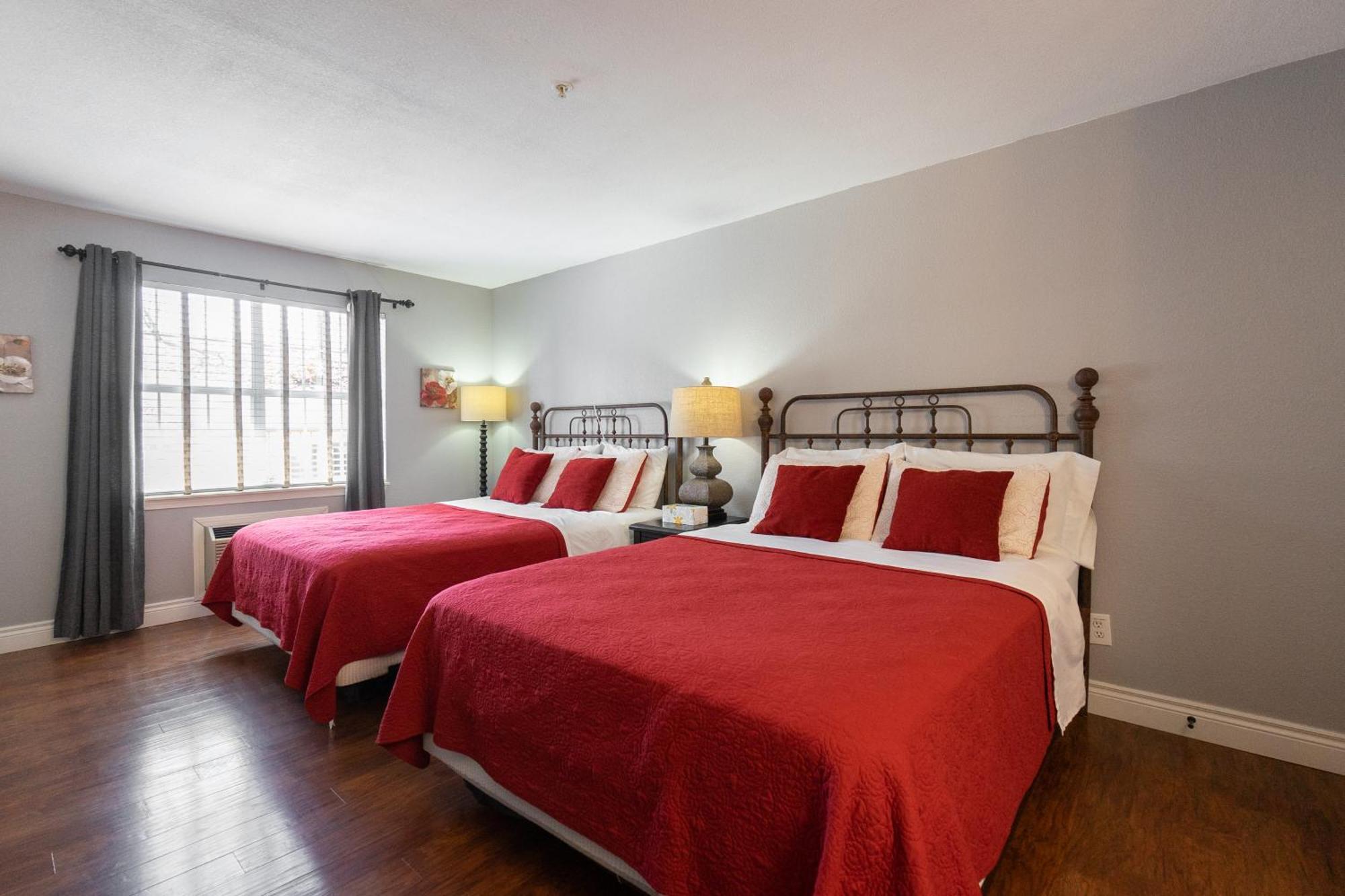 2Br Walk-In Condo - Near The 76 Strip - Free Wifi - Pool - Free Tickets Included - Clb-3 Branson Eksteriør bilde